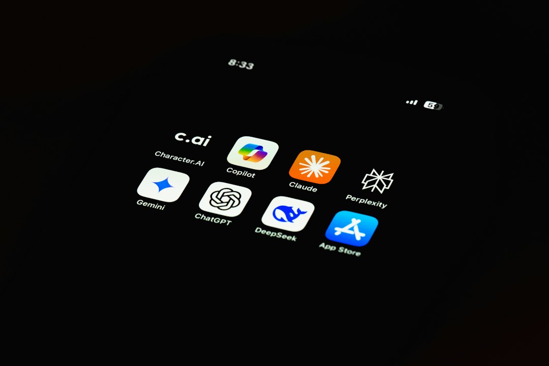 一条与工业气体无关的下载检索词出现在气体监测平台首页热词中，值班组没有直
